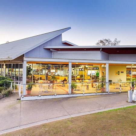 Thurgoona Country Club Resort Bagian luar foto