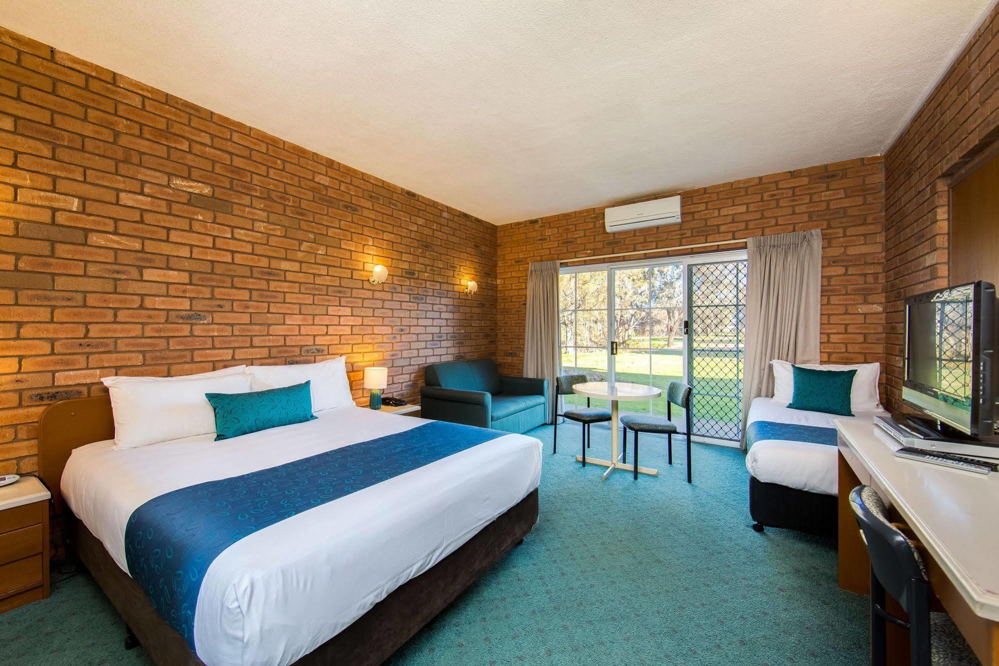 Thurgoona Country Club Resort Bagian luar foto